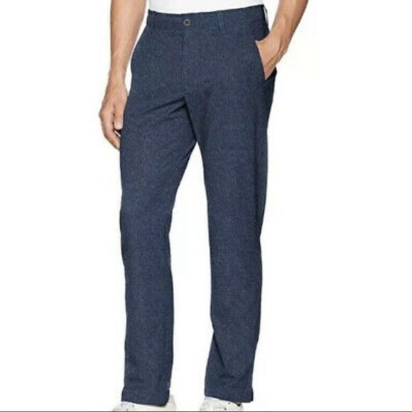 ✨	Under Armour Showdown Vented Golf Pants✨ - Picture 1 of 7